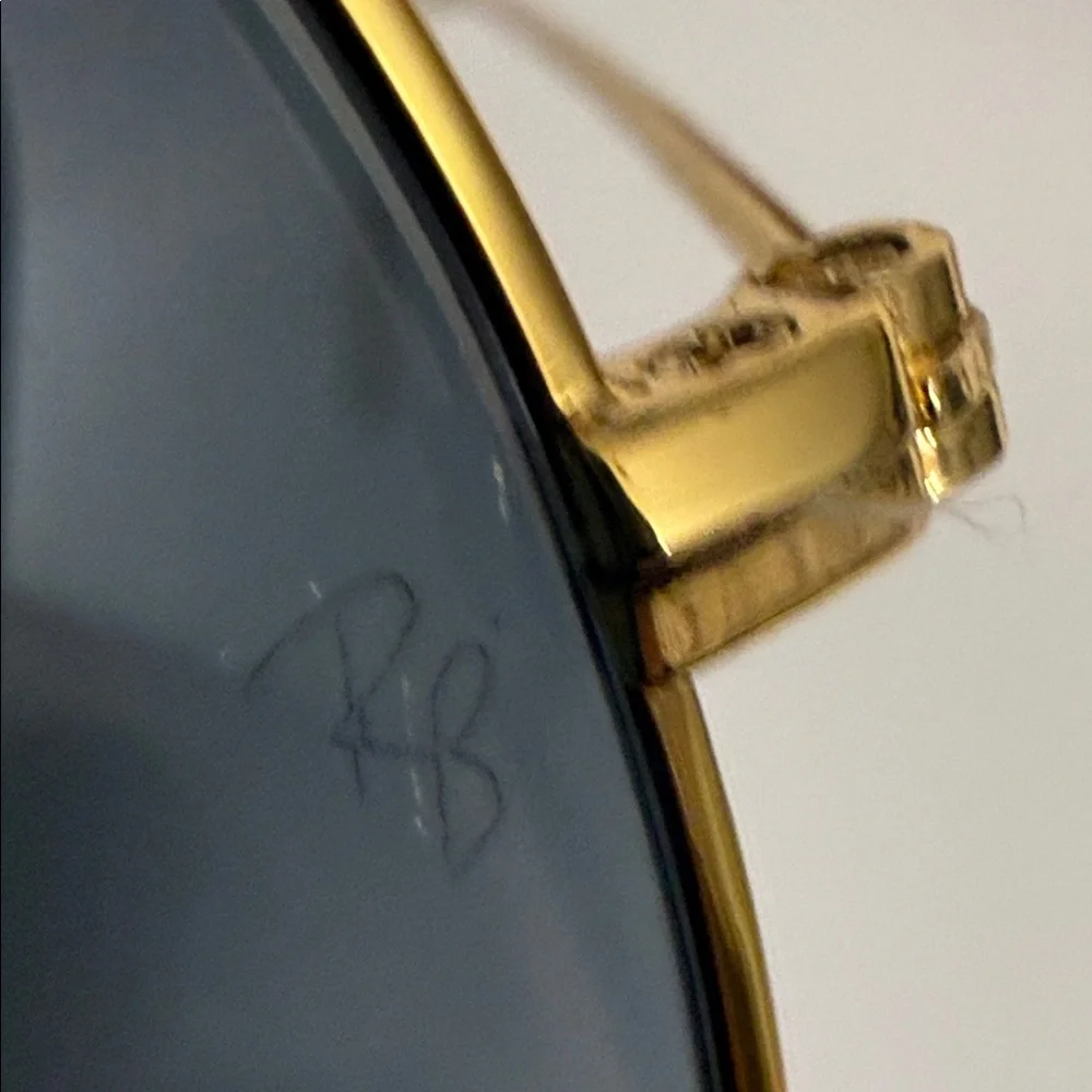 Ray-Ban Gold/ blue 001/32 Sunglasses RB3026 large